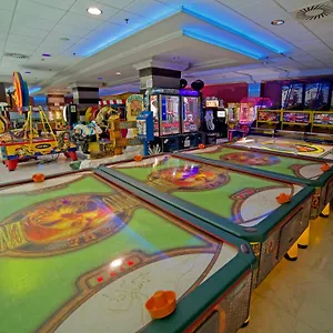 Holiday Premium Hotel